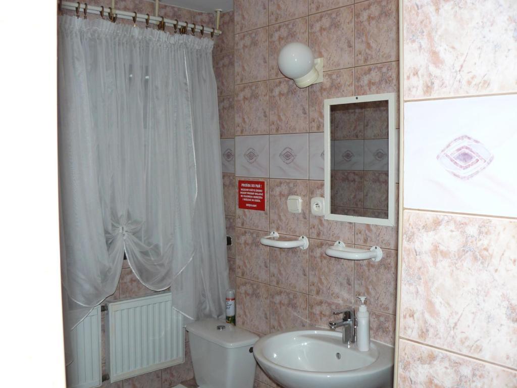 Piaseczno Willa Staropolska Phòng bức ảnh